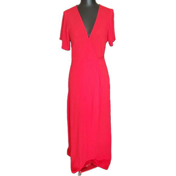 Lulus Dresses & Skirts - Lulus Red Wrap Maxi Dress Short Sleeve V Neck Medium